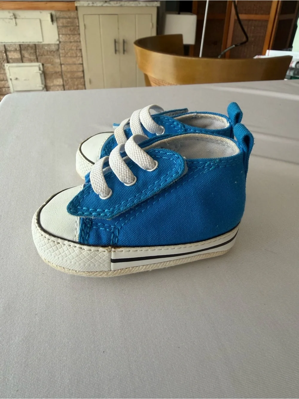 Converse Easy Slip Electric Blu Crib